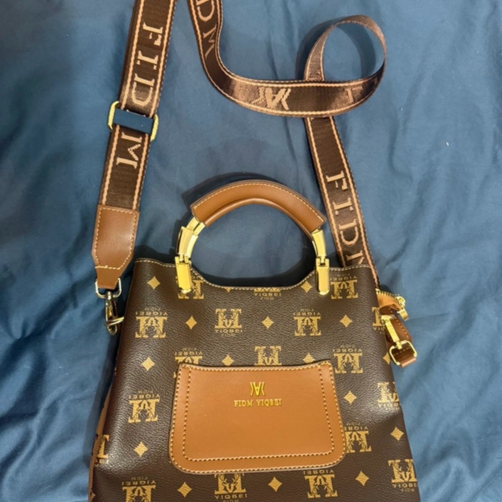 Fidm Yiqbei Purse Bag